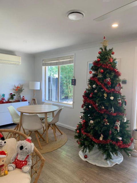 Feels Like Home - Darwin Holiday 4