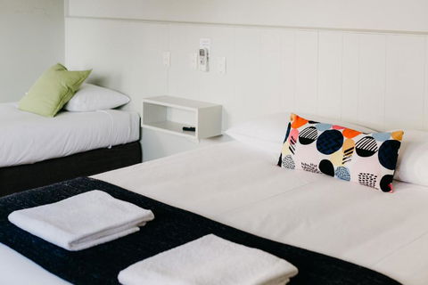 Finley Country Club Hotel Motel - Darwin Holiday 0