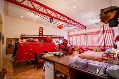 Fire Station Inn - Darwin Holiday 2