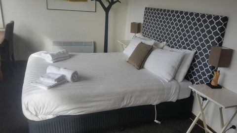 Fish Creek Hotel - Darwin Holiday 4