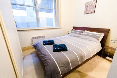 Flinders Lane Superior Studio Apartment - Darwin Holiday 1