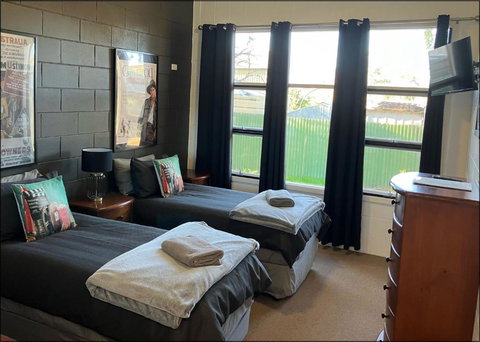 Flinders Ranges Motel - The Mill - Darwin Holiday 4