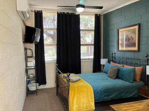 Flinders Ranges Motel - The Mill - Darwin Holiday 2