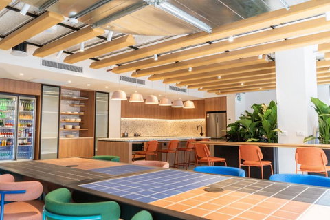 For Students Only Self Contained Studio Apartments At The Switch Kensington - Darwin Holiday 3