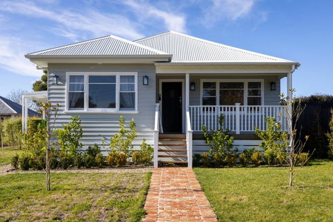 FOREST CORNER - 3 BEDROOM WEATHERBOARD, TRENTHAM - Darwin Holiday 0