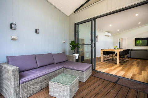 Forest Getaway - Walk To Margaret River Town - NEW - Darwin Holiday 4