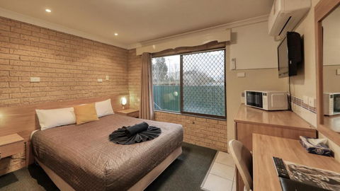 Forest Lodge Motor Inn & Restaurant - Darwin Holiday 4