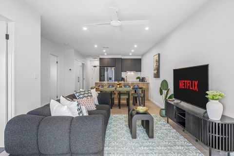 Family Retreat - Free Secure Car Park, Garden City Westfield Shopping, Restaurants - Darwin Holiday 0