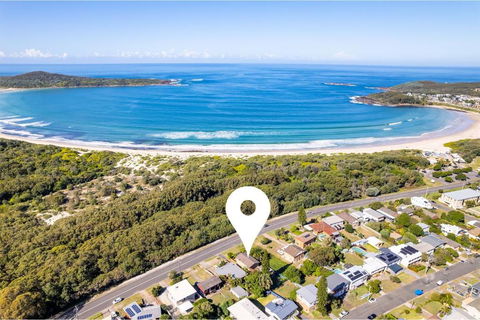 Fingal Bay Coastal Retreat 1 12 Marine Dr Fantastic Ground Floor Duplex - Darwin Holiday 3
