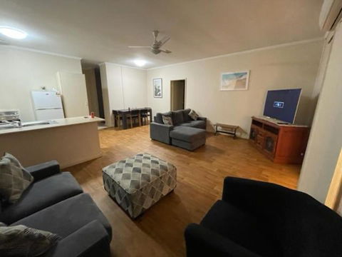 Four Bedroom House On Masters South Hedland - Darwin Holiday 0
