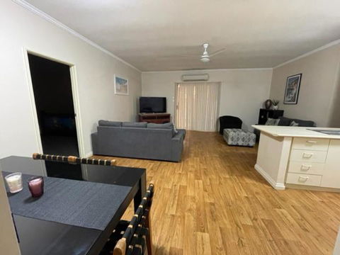Four Bedroom House On Masters South Hedland - Darwin Holiday 2