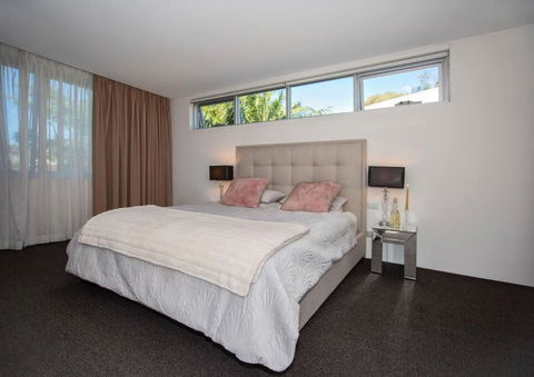 Exquisite Family Home Near Coogee Beach - Darwin Holiday 2