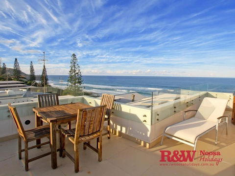 Family Beach Home, Pool, Ocean Views - Darwin Holiday 0