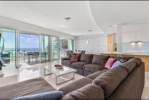 Gallery 10 With Views, Pool And Tennis Court - Darwin Holiday 1