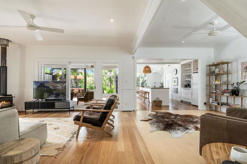 Frangipani Cottage - Belle Escapes Byron Bay - Darwin Holiday 2