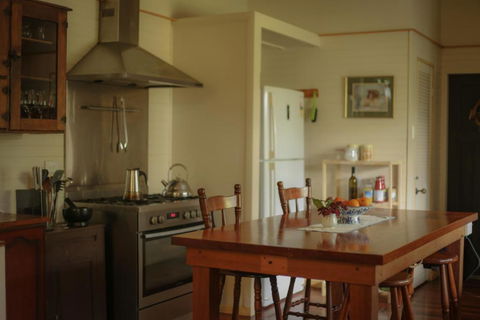 Freida - Historic Farmhouse Bellingen - Darwin Holiday 0