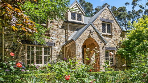FROGWELL HOLLOW Immerse Into An Idyllic Fairytale - Darwin Holiday 0
