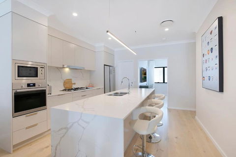 Fulcher Lane - A Zen Retreat In Modern Comfort - Darwin Holiday 2