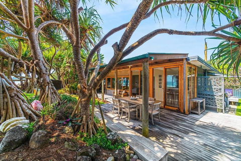 Fuller Holidays - Belongil Beachside Cottage - Darwin Holiday 0
