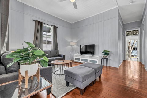 Gabba Central House 3BR2Bath Pets - Darwin Holiday 2