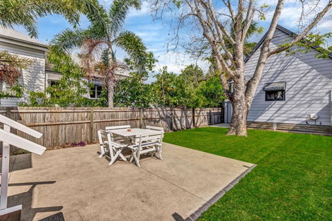 Gabba Central House 3BR2Bath Pets - Darwin Holiday 0