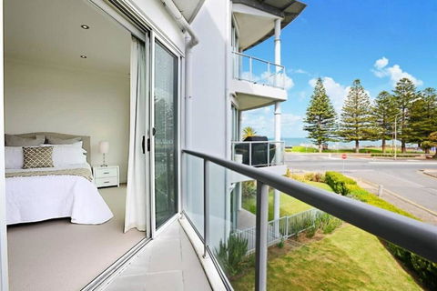 Gallery 7 - Town Centre - Wi-Fi - Linen Included - Darwin Holiday 2