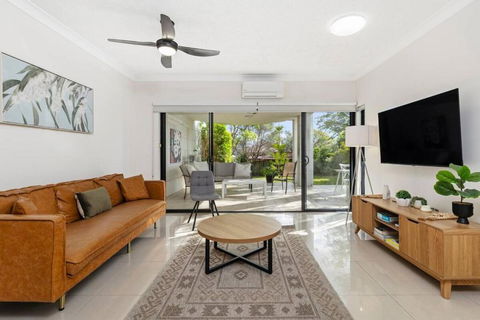Garden Apt 2Bed X 2Bath, Parking - Darwin Holiday 0