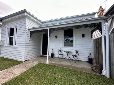 Garden Cottage - Darwin Holiday 1