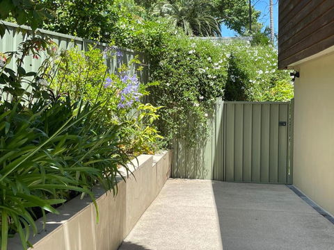 Garden Hideaway - Darwin Holiday 3