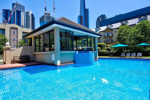Garden Oasis 3 Bedroom Apt - Darwin Holiday 0