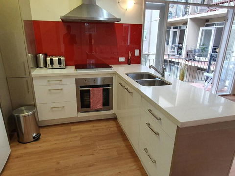 Garden Oasis 3 Bedroom Apt - Darwin Holiday 2