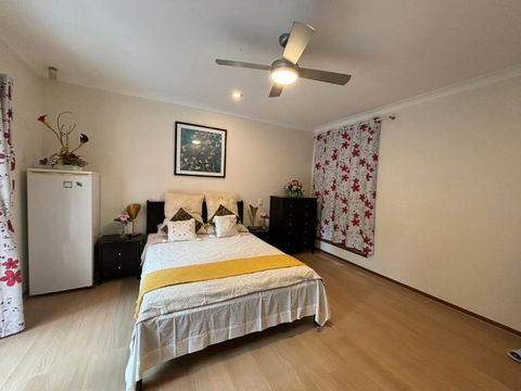 Garden Retreat Sunnybank Hills - Darwin Holiday 1