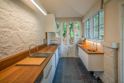 Gardeners Cottage - Darwin Holiday 1