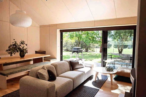 Gardeners Shed -Mansfield - Darwin Holiday 0