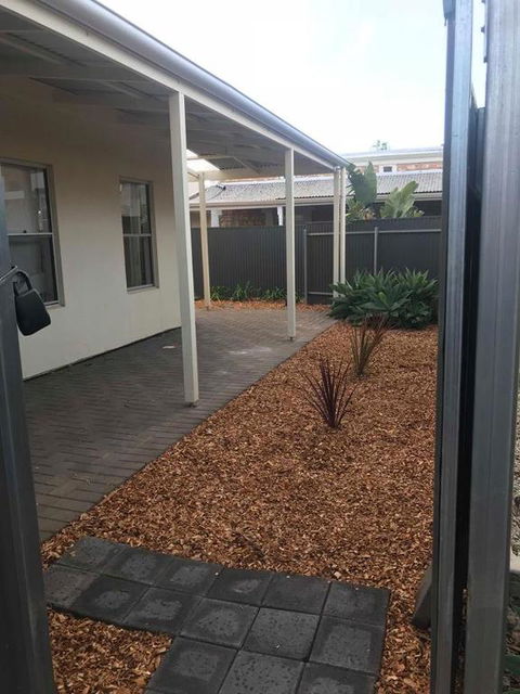 Gawler Townhouse U1 1 Bedroom - Darwin Holiday 3