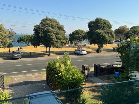 Geelong Luxury Beach K Villa - Darwin Holiday 3