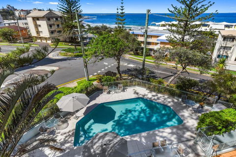 Gena Apartments Unit 10 Kings Beach QLD - Darwin Holiday 2