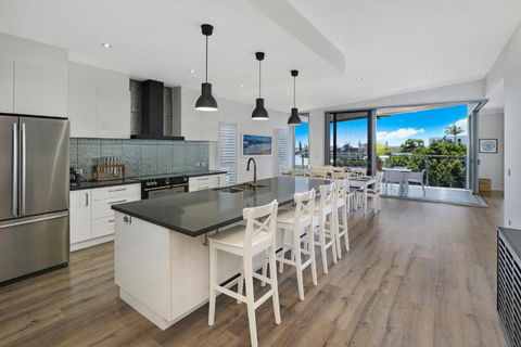 GEORGE8- THE ULTIMATE, FAMILY BEACH HOUSE! - Darwin Holiday 1