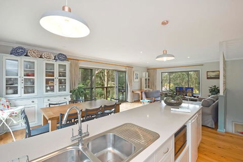 Georgette House In Leura - Darwin Holiday 2