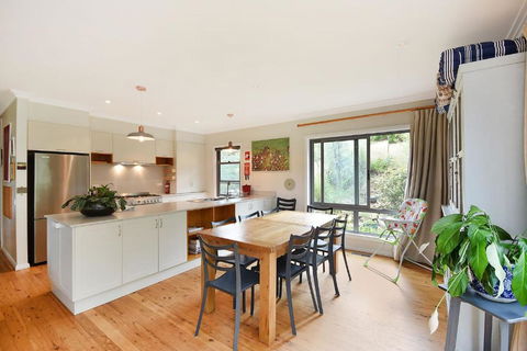 Georgette House In Leura - Darwin Holiday 4