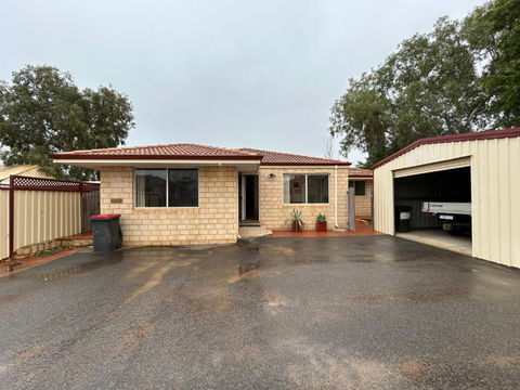 Geraldton Luxury Vacation Home With Free Streaming - Darwin Holiday 3
