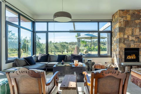 Ginahgulla Olive Estate I Private Properties - Darwin Holiday 4