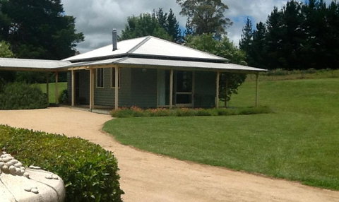 Glen Waverly Farmstay - Darwin Holiday 0