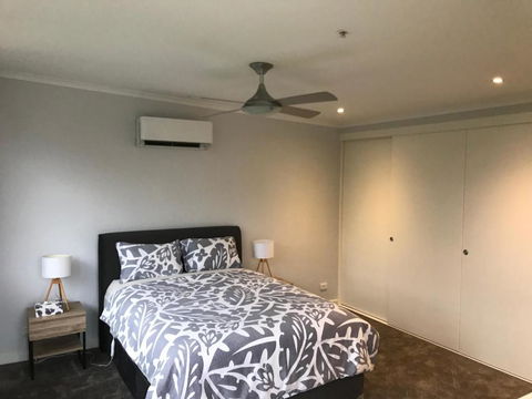 Glenelg BEACH & Park Views -wifi Parking - Darwin Holiday 1