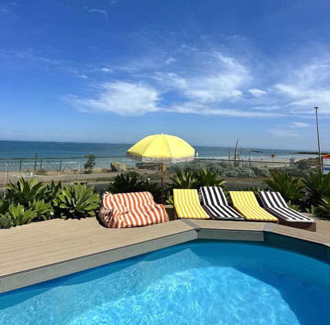 Glenelg Beach House With Private Beachfront Pool - Darwin Holiday 0