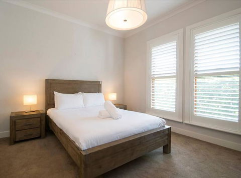 Glenelg Central Living At Gordon St Villas - Darwin Holiday 1