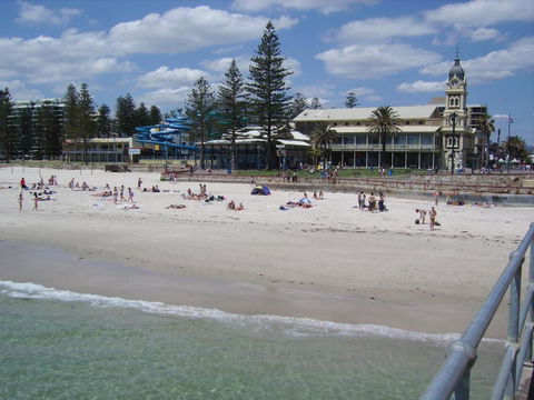 Glenelg Sea-Breeze - Darwin Holiday 3