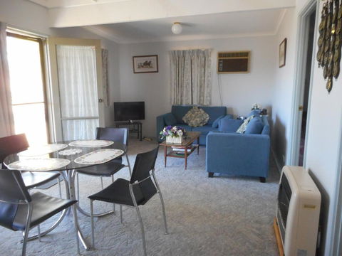 Glenfield Cottage - Darwin Holiday 1
