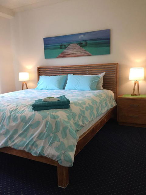 Gold Coast Family Apartment - Darwin Holiday 1