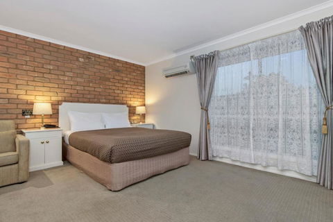Golden Square Motor Inn - Darwin Holiday 4